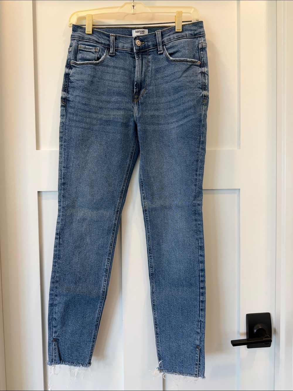 Kensie Medium Blue High-Rise Cropped Slim Jeans